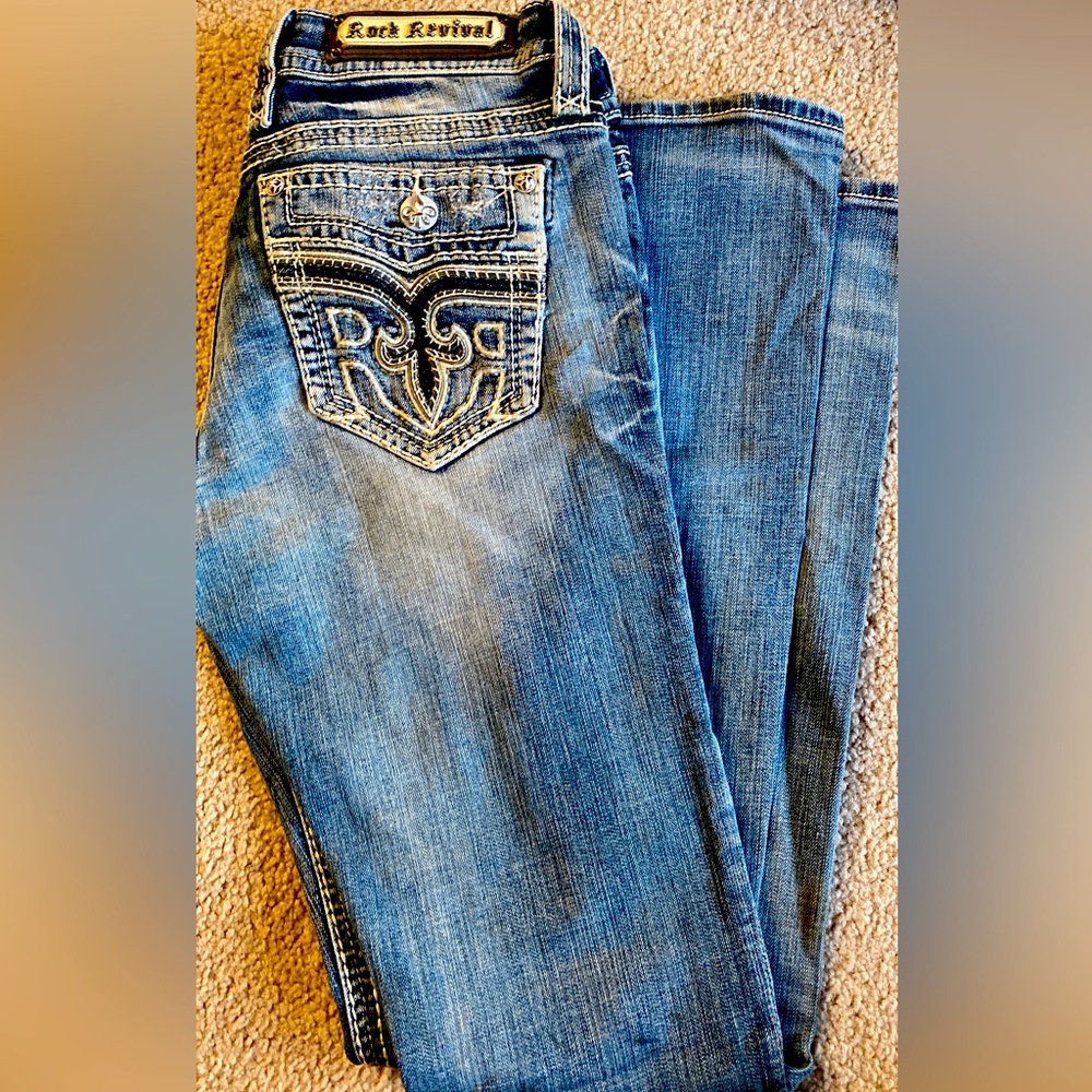 Rock revivals size 28